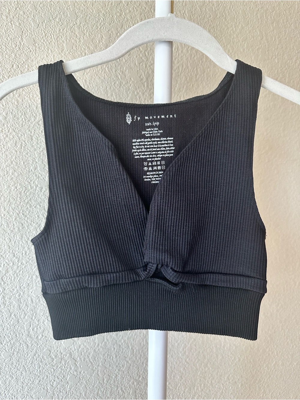 FP free people movement black shakti ribbed seamless crop top knit twist XS / S